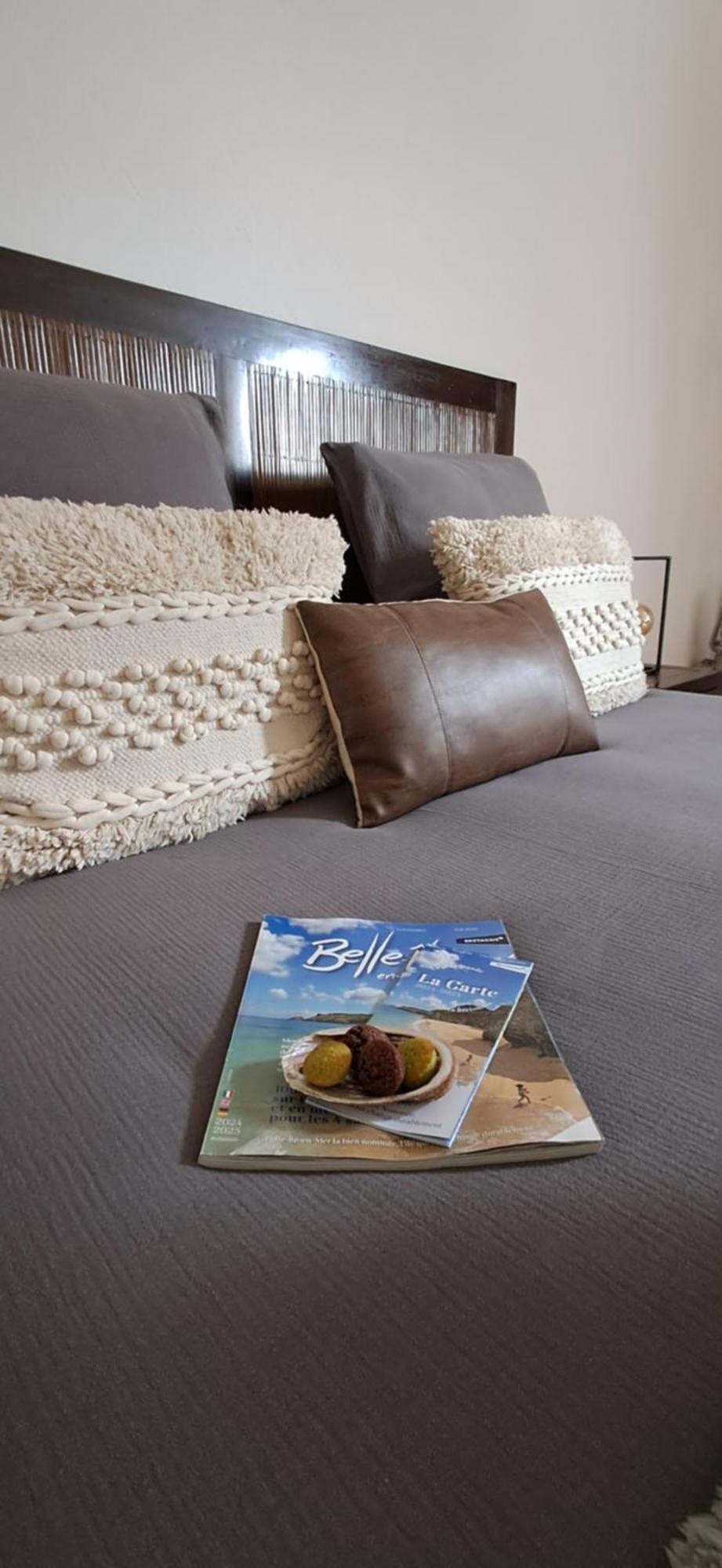 La Maison Des Poulains Sauzon Extérieur photo