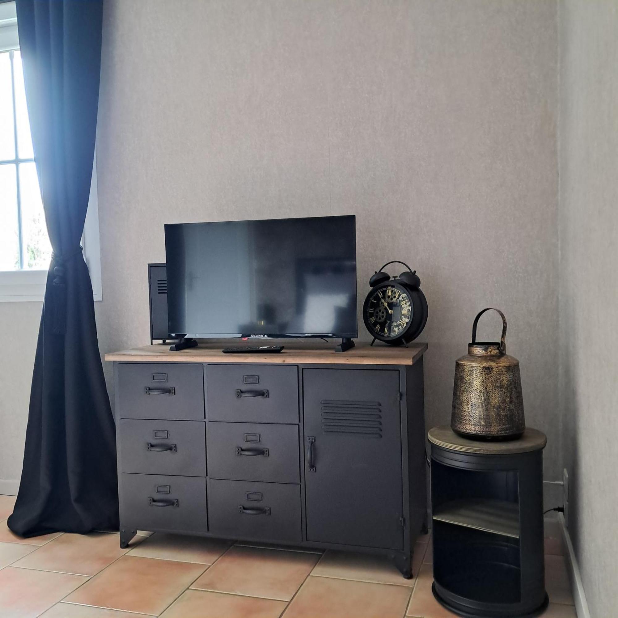La Maison Des Poulains Sauzon Extérieur photo